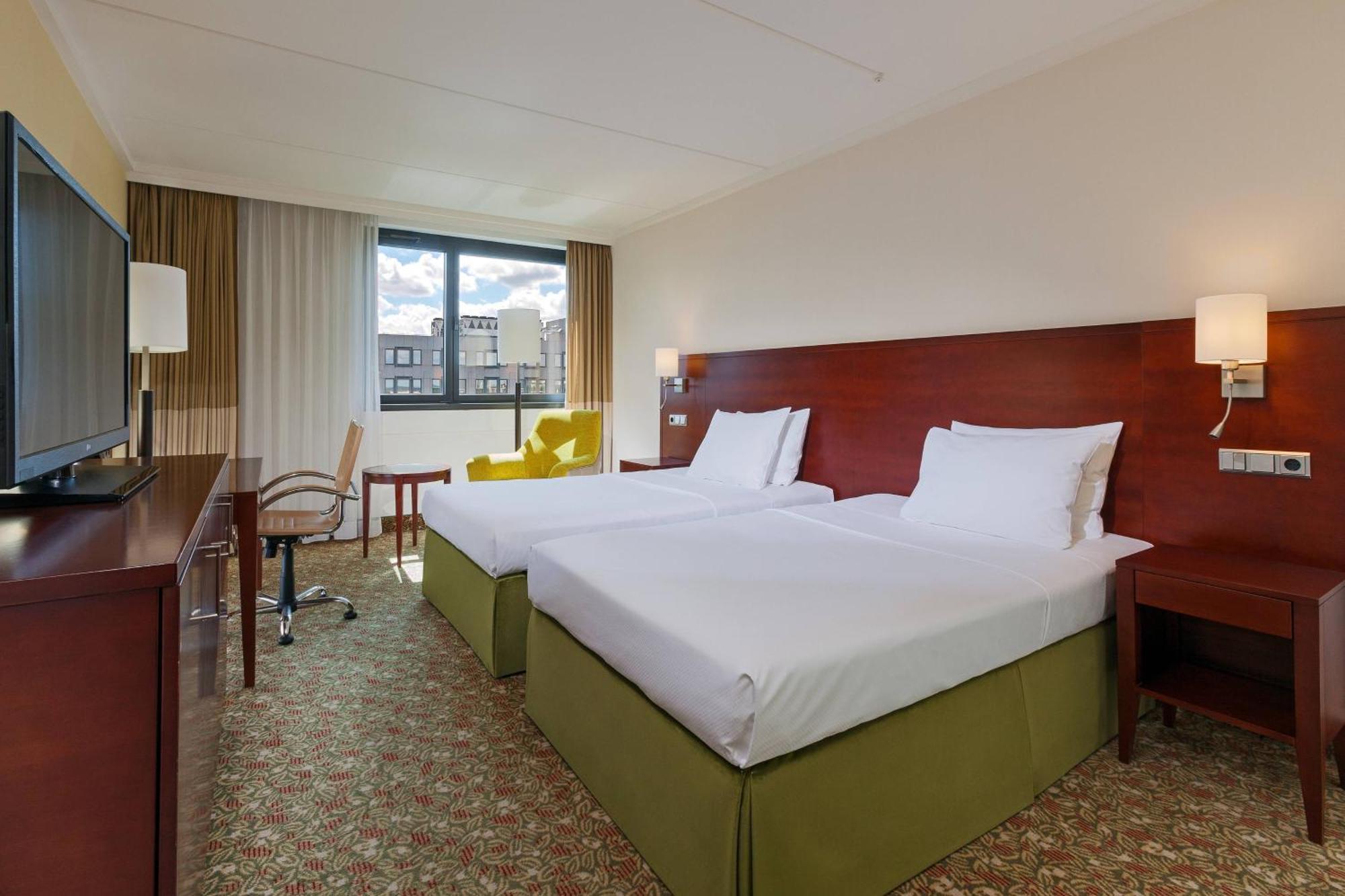 Courtyard By Marriott Duesseldorf Seestern מראה חיצוני תמונה